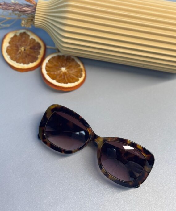 Chanel CC Logo Güneş Gözlüğü- Kahve Benekli