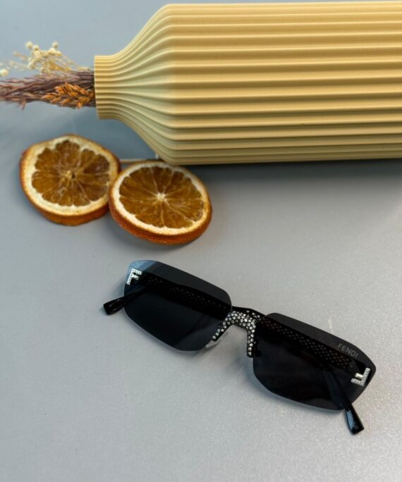 Fendi Tasarım Daimond Güneş Gözlüğü - Siyah