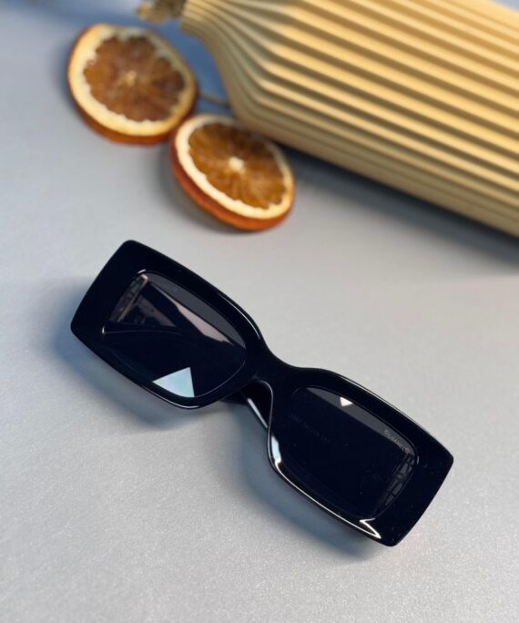 Chanel Dikdörtgen Güneş Gözlüğü - Siyah