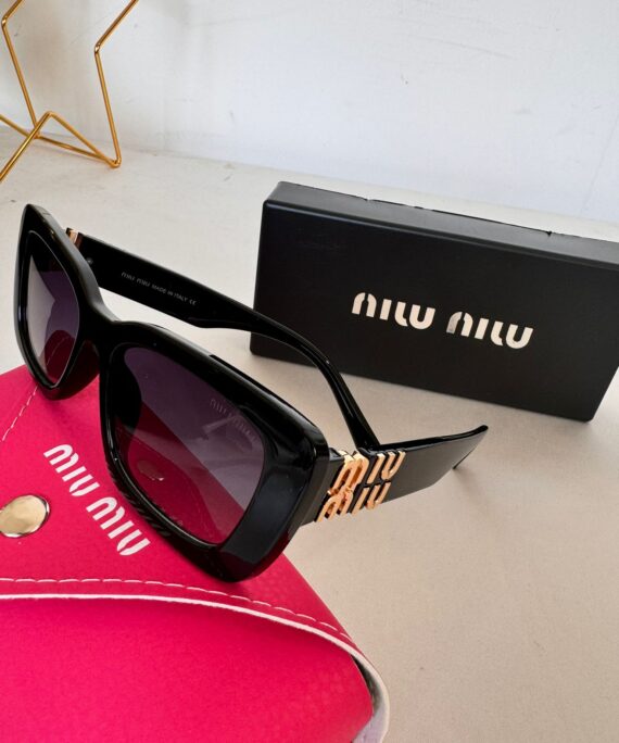 MIU MIU 09WS 1AB5S0 Siyah Kadın Güneş Gözlüğü