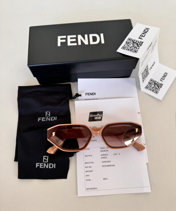 FENDI Hexagon Shape Pembe Kadın Güneş Gözlüğü