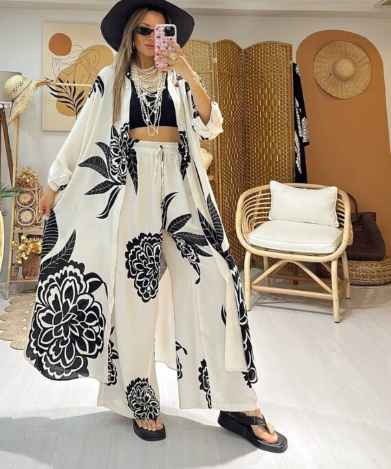 Çiçek Desen İkili Takım -Krem