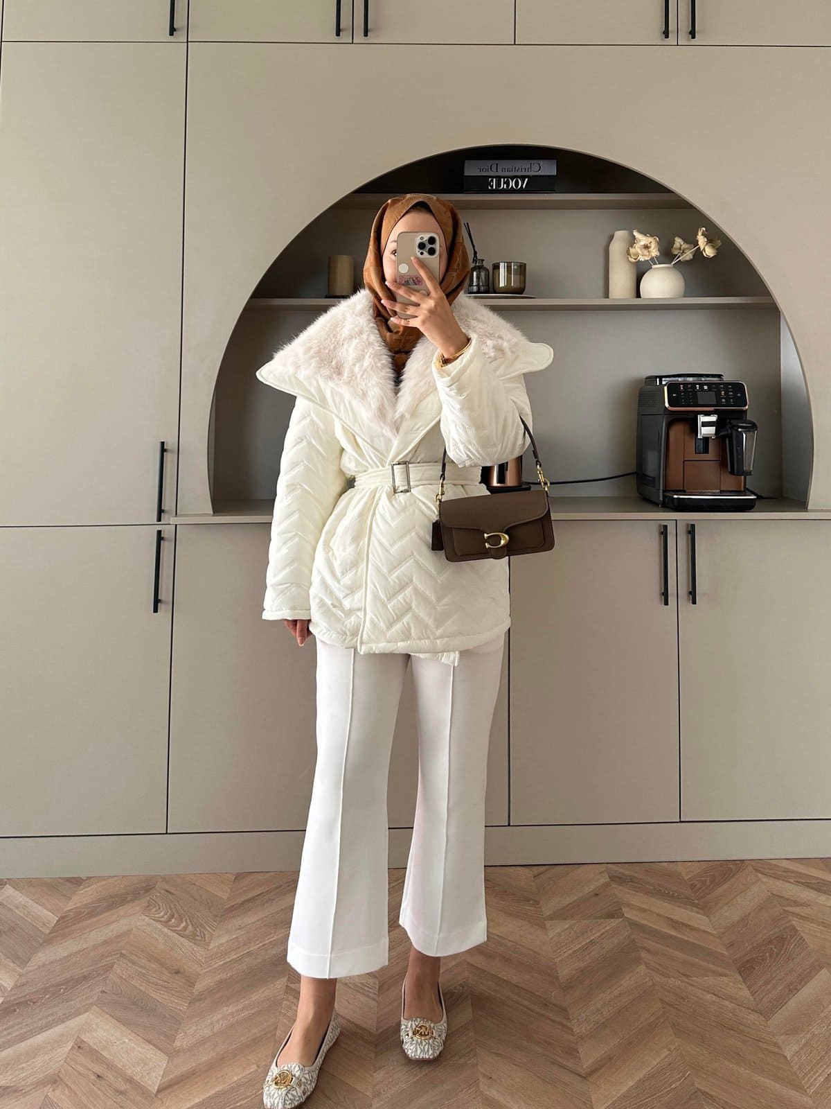 Pena Kürk Yaka Detaylı Mont DŞ100285 -Beyaz - Görsel 4