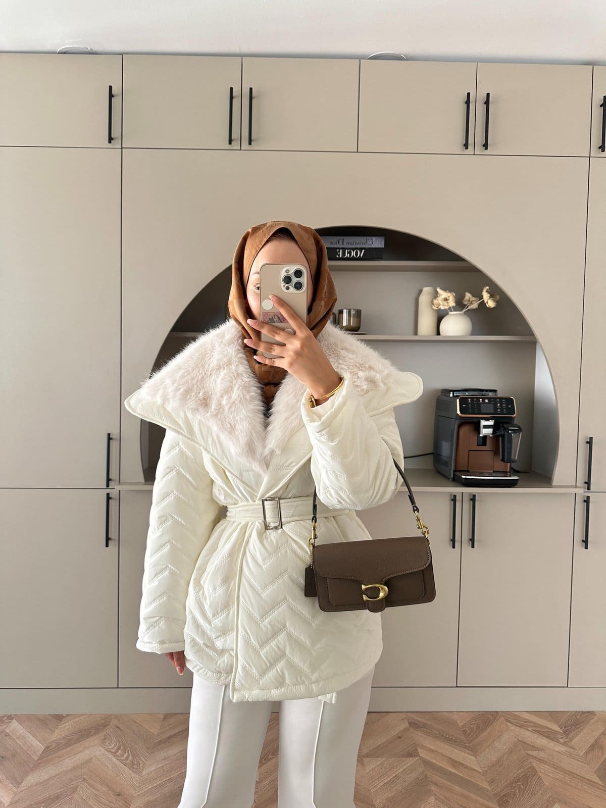 Pena Kürk Yaka Detaylı Mont DŞ100285 -Beyaz - Görsel 5