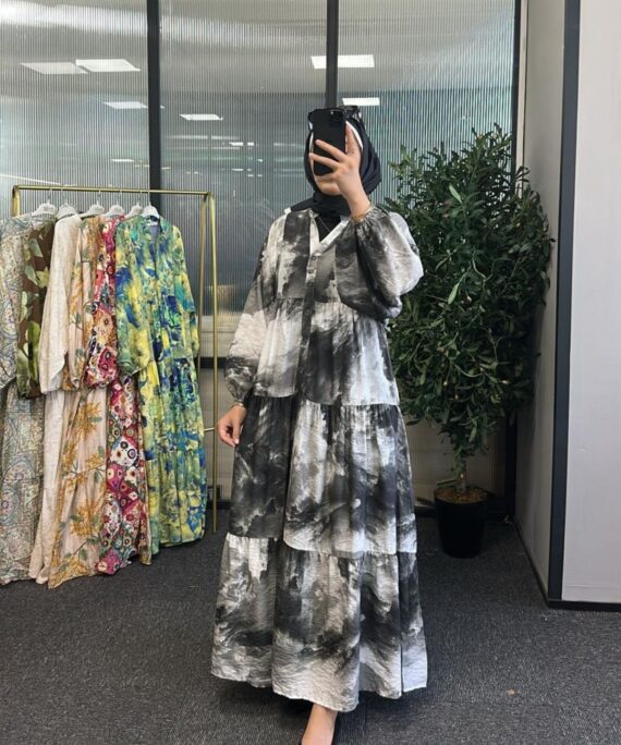 Monokrom Fırça Desenli Katlı Elbise - Siyah ( Şal Hediye )