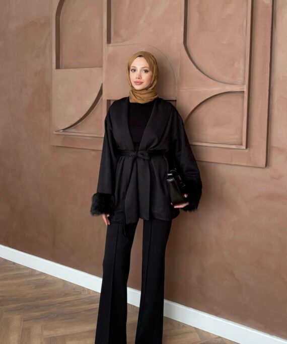 Kürk Kol Detaylı Pantolonlu Takım - Siyah